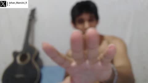 Snapshot of johan_mancini_r chatting on 12.22.25 johan_mancini_r online show from 12.22.25