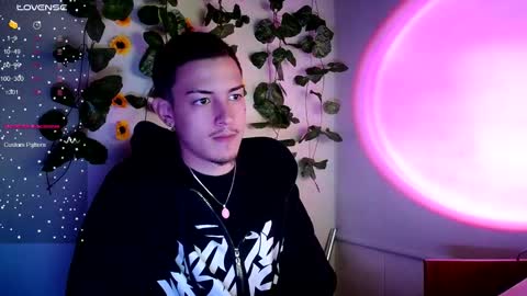 Snapshot of johan_parker222 chatting on 09.17.25 johan_parker222 online show from 09.17.25