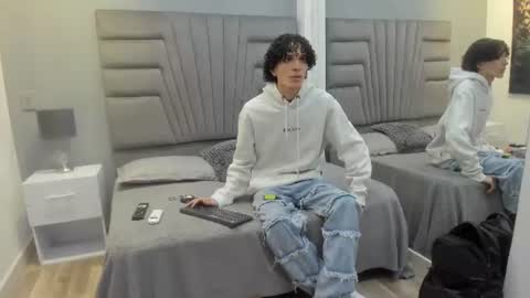 johan_tim online show from 07.18.26