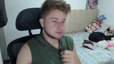 JOHAN independient model online show from 01.03.25