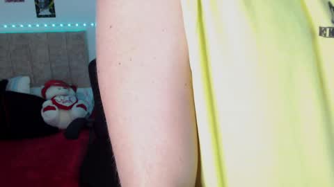 JOHAN independient model online show from 01.18.25