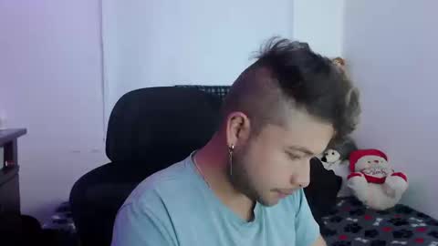 JOHAN independient model online show from 09.15.25