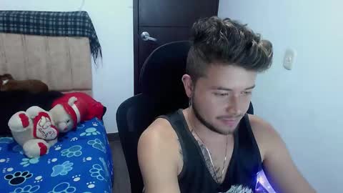 JOHAN independient model online show from 09.27.25