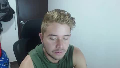 JOHAN independient model online show from 10.10.25