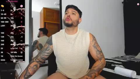 Snapshot of johatsu chatting on 09.14.25 King -    online show from 09.14.25