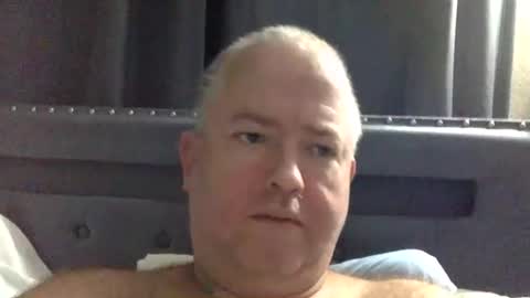 Snapshot of john2984292928 chatting on 10.26.25 john2984292928 online show from 10.26.25