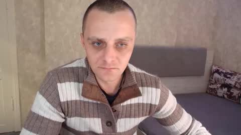 Snapshot of john_3019 chatting on 03.12.26 John online show from 03.12.26