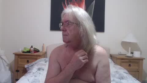 Snapshot of john_little_one chatting on 12.30.24 JOHN online show from 12.30.24