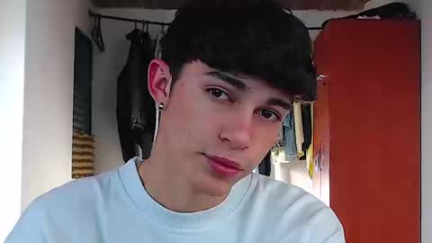 John Vichenso online show from 09.11.25