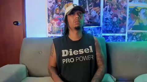 John carrie    Independent  Help me reach my goal 100 likes and 10000 followers  online show from 01.18.26