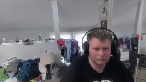 johnfernandez784 online show from 06.19.26