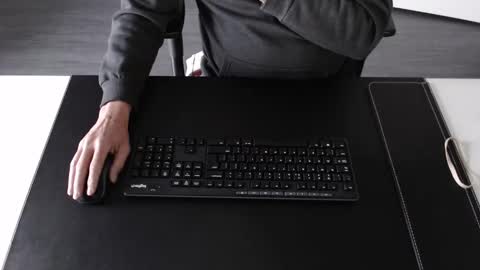 Johnny Walker13 online show from 01.18.25