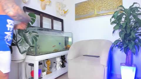 JOHNNY online show from 03.04.26