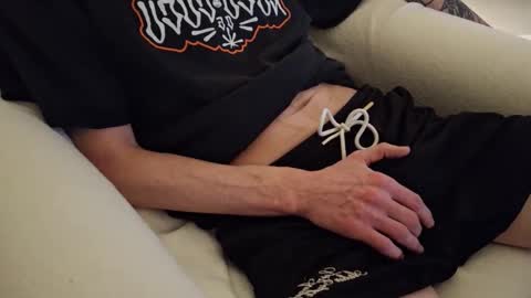 johnny online show from 10.27.25