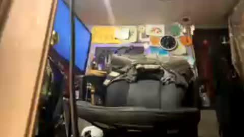 johnnyshung1 online show from 06.17.26
