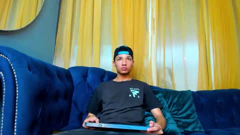 Snapshot of johnnystoorm chatting on 10.21.25 johnnystoorm online show from 10.21.25