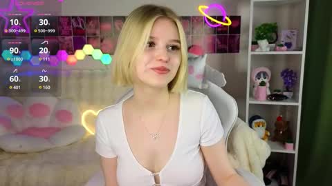 Paula online show from 02.26.25