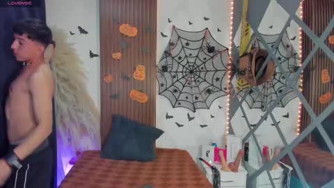 Snapshot of joji_spencer chatting on 11.02.25 joji_spencer online show from 11.02.25