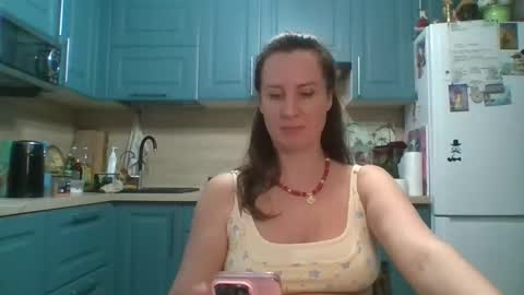 Snapshot of joleli05 chatting on 05.17.26 you can call me my Queen online show from 05.17.26