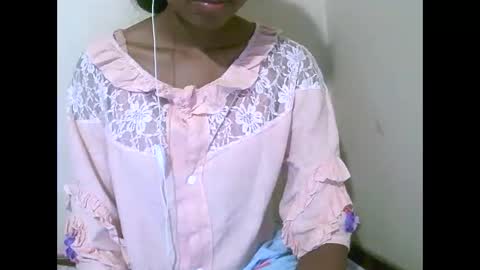 Snapshot of joliekah27 chatting on 04.17.26 joliekah27 online show from 04.17.26