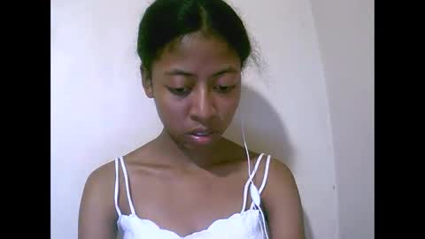Snapshot of joliekah27 chatting on 04.23.26 joliekah27 online show from 04.23.26