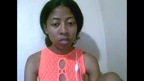 Snapshot of joliekah27 chatting on 04.26.26 joliekah27 online show from 04.26.26