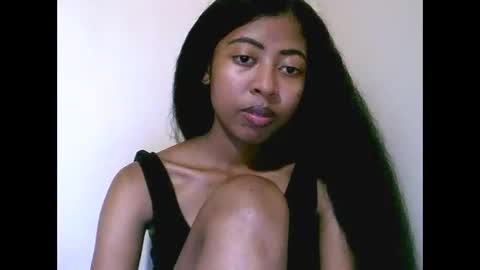Snapshot of joliekah27 chatting on 05.14.26 joliekah27 online show from 05.14.26