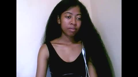 Snapshot of joliekah27 chatting on 05.15.26 joliekah27 online show from 05.15.26