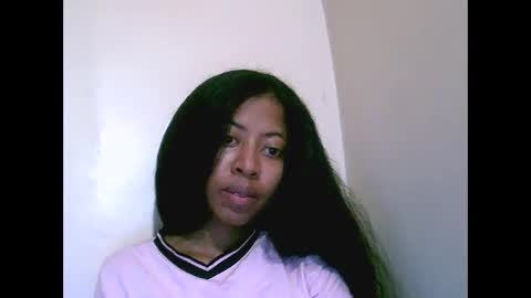Snapshot of joliekah27 chatting on 05.24.26 joliekah27 online show from 05.24.26