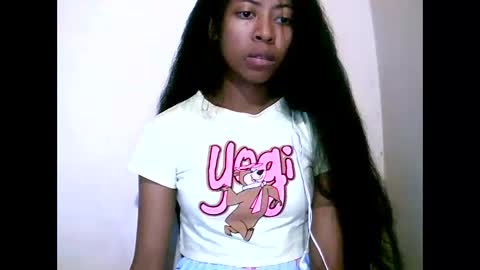 Snapshot of joliekah27 chatting on 05.25.26 joliekah27 online show from 05.25.26