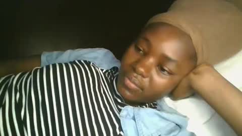 jollynabeb online show from 10.24.25