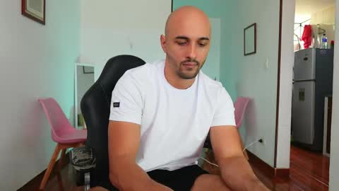Snapshot of jon_bukowski chatting on 05.20.26 Jon online show from 05.20.26