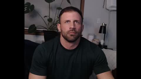 Snapshot of jonariesxxx chatting on 02.22.26 Jon Aries online show from 02.22.26