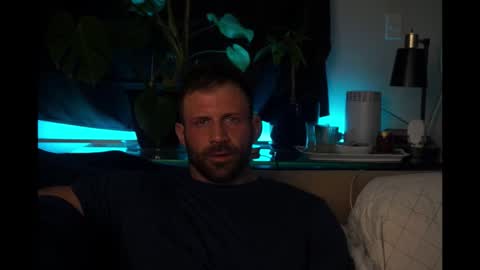 Snapshot of jonariesxxx chatting on 03.03.26 Jon Aries online show from 03.03.26