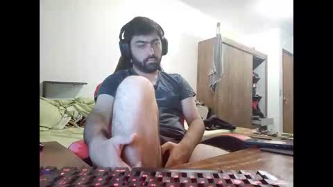 Snapshot of jonasf2525 chatting on 12.04.25 jonasf2525 online show from 12.04.25