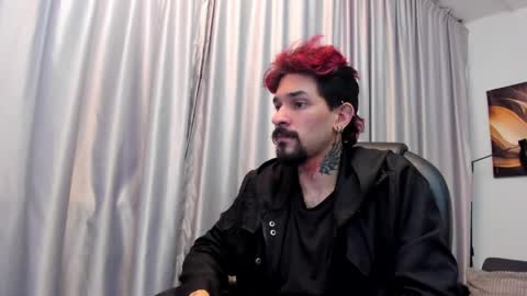 Snapshot of jonathan_sinn chatting on 05.28.26 jonathan_sinn online show from 05.28.26