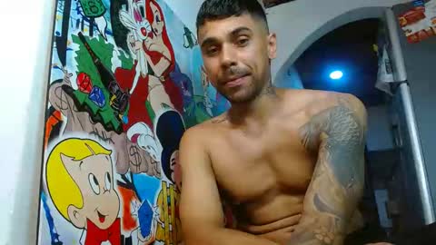 jonesjoness15 online show from 11.16.25