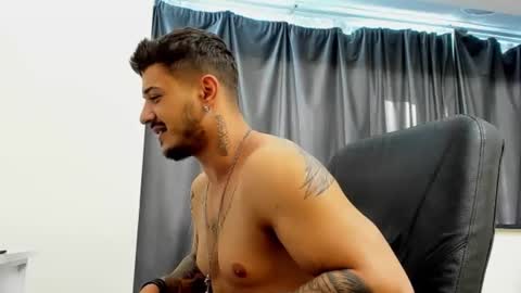 jonnyporn1 online show from 01.06.25