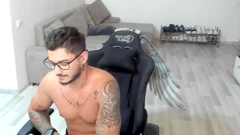 jonnyporn1 online show from 09.24.25