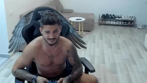 jonnyporn1 online show from 09.24.25