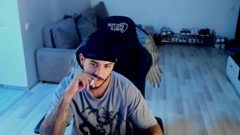 jonnyporn1 online show from 10.04.25