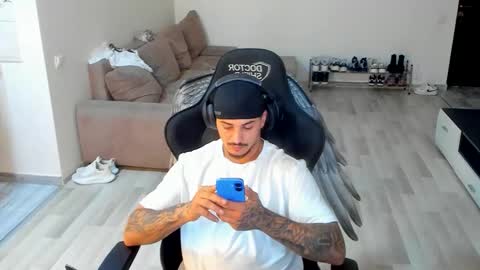 jonnyporn1 online show from 10.12.25