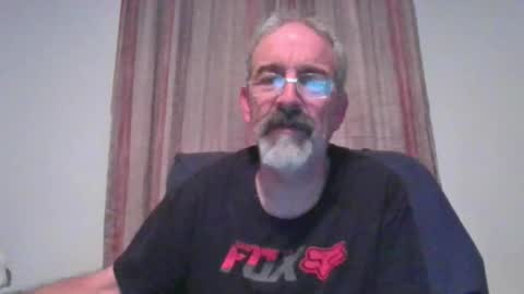 Snapshot of jony_five chatting on 12.22.24 Jon online show from 12.22.24