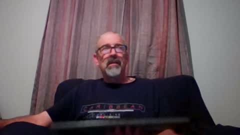 Snapshot of jony_five chatting on 10.07.25 Jon online show from 10.07.25