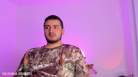 Snapshot of jordy_and_sofi chatting on 10.01.25 JORDY AND SOFI online show from 10.01.25