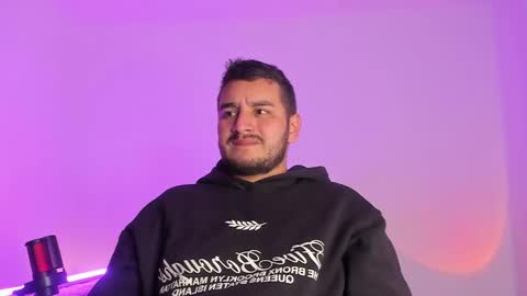 Snapshot of jordy_and_sofi chatting on 10.31.25 JORDY AND SOFI online show from 10.31.25