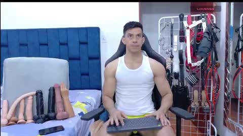 jose_rumbero91 online show from 05.08.26