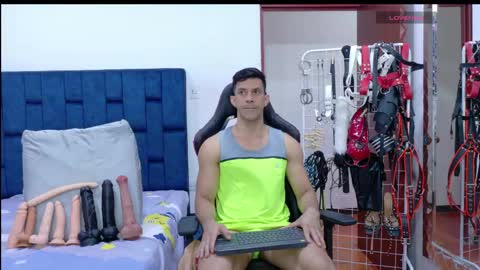 jose_rumbero91 online show from 05.11.26