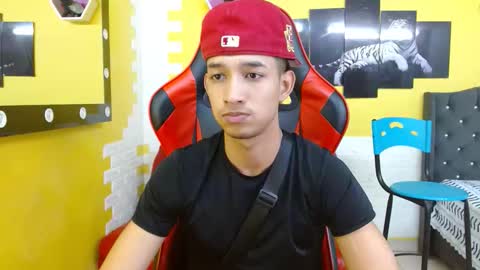 jose_sexycumm online show from 10.30.25