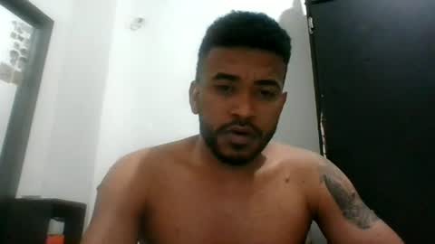 Snapshot of josebabilonia09 chatting on 07.25.26 Anonimusjb online show from 07.25.26